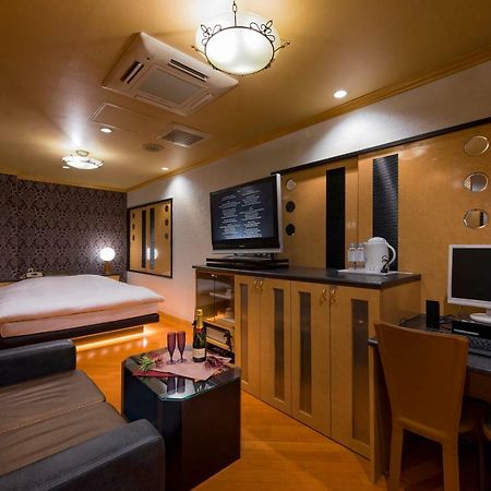 Hotel Linden Oji (Adults Only) Токио Экстерьер фото